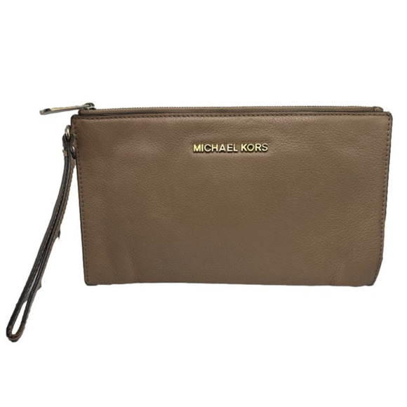 MICHAEL KORS Warm Taupe Large Wristlet with Card Slots - Picture 1 of 8